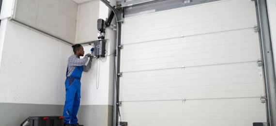 Emergency garage door repair in Boerne